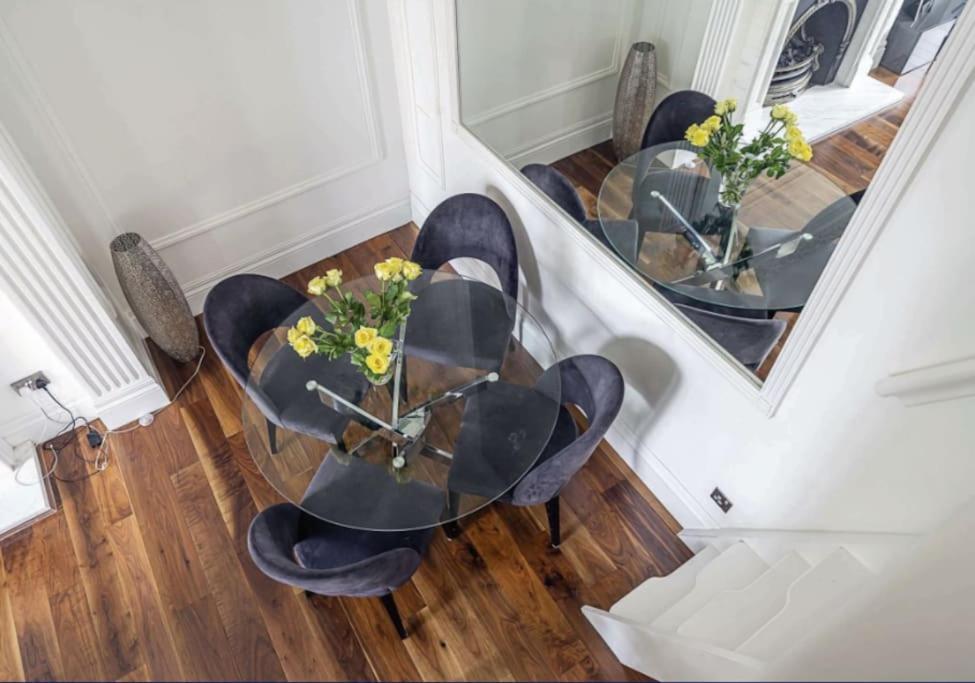 Leyla's Stunning Appartamento Londra