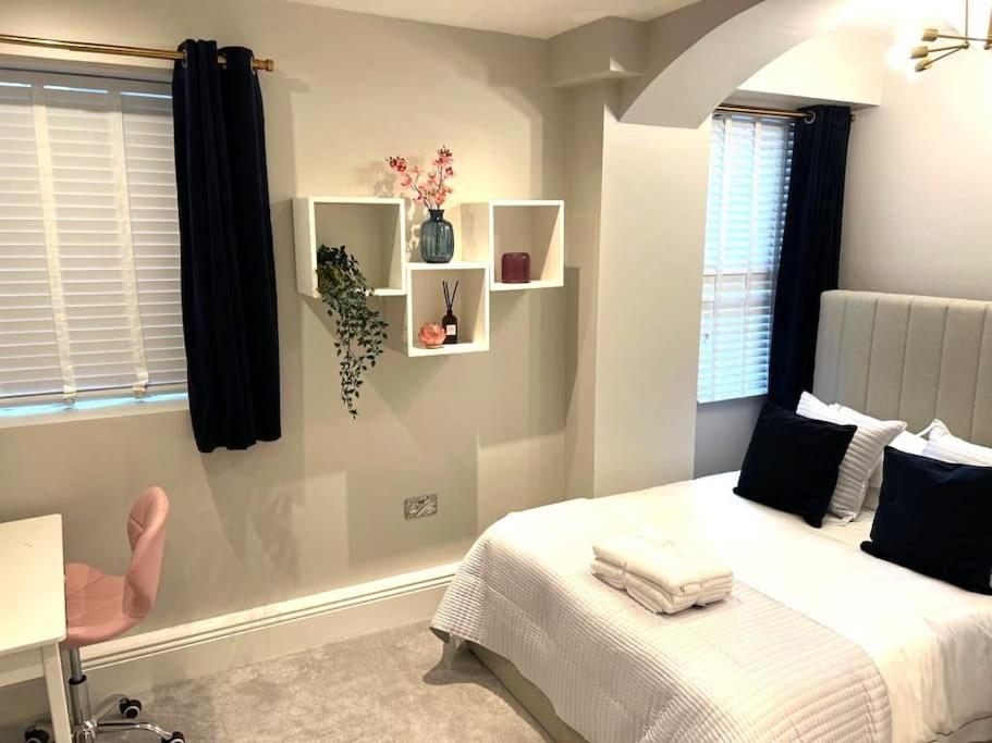 Leyla's Stunning * Londra